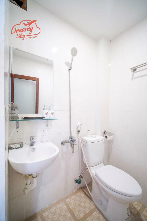 Dreamy Sky - Airport View Boutique Hotel Da Nang Exterior photo